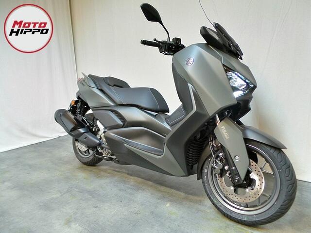 Yamaha X MAX 300