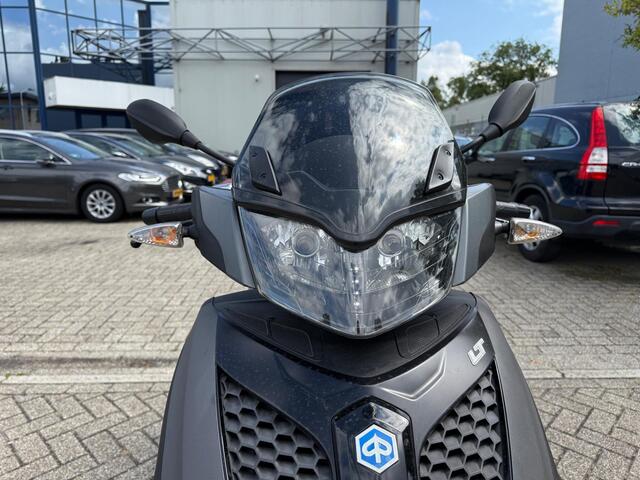 Piaggio Scooter 300 MP3 Yourban Vaste prijs niet
