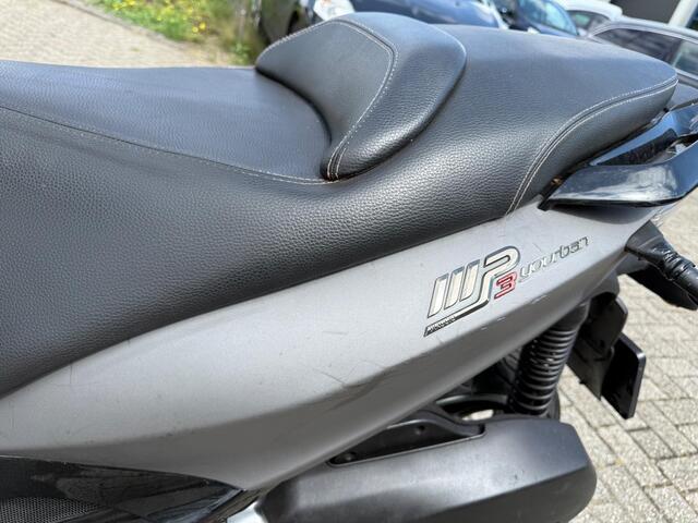 Piaggio Scooter 300 MP3 Yourban Vaste prijs niet