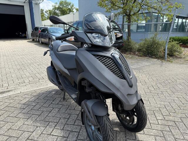 Piaggio Scooter 300 MP3 Yourban Vaste prijs niet