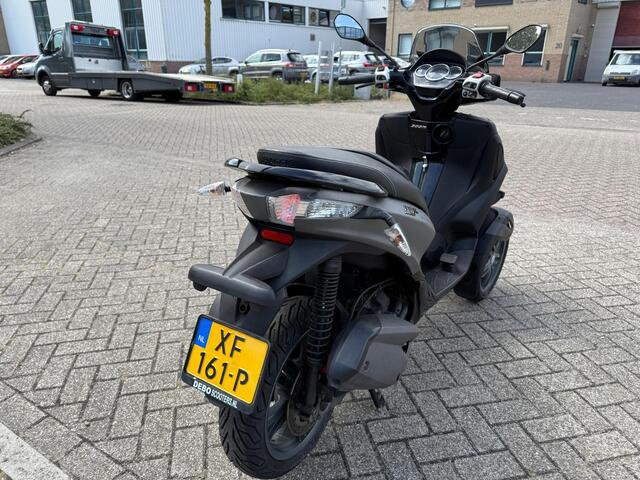 Piaggio Scooter 300 MP3 Yourban Vaste prijs niet