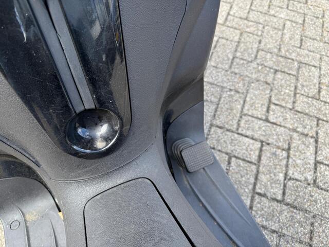 Piaggio Scooter 300 MP3 Yourban Vaste prijs niet