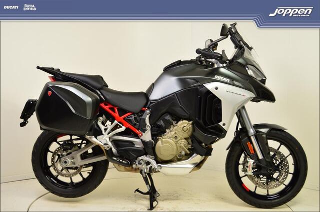 Ducati Multistrada V4 S