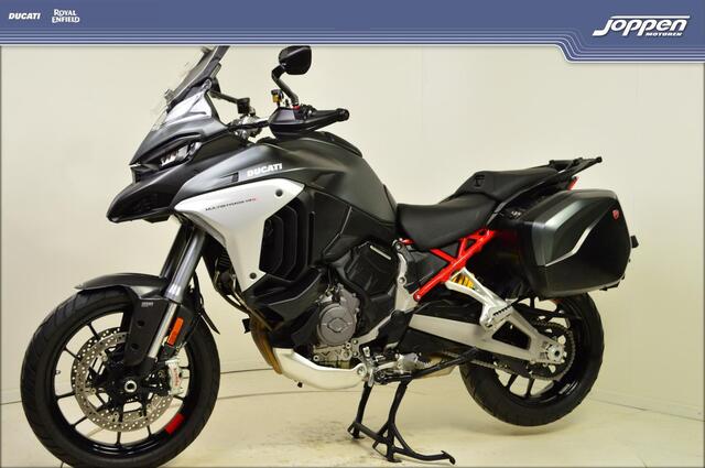 Ducati Multistrada V4 S