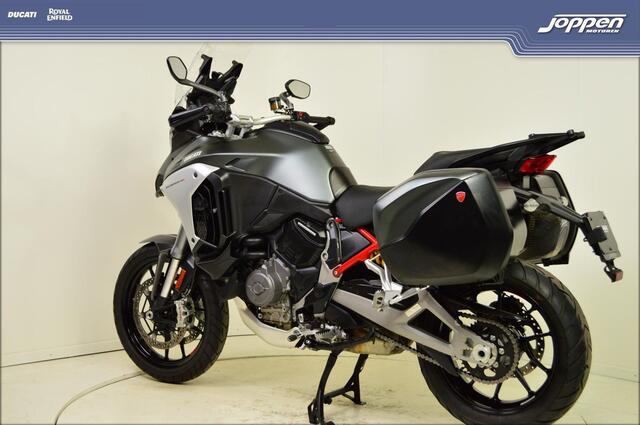 Ducati Multistrada V4 S