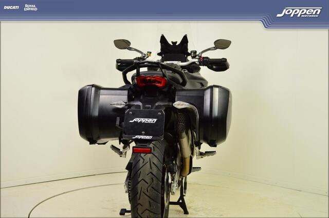 Ducati Multistrada V4 S