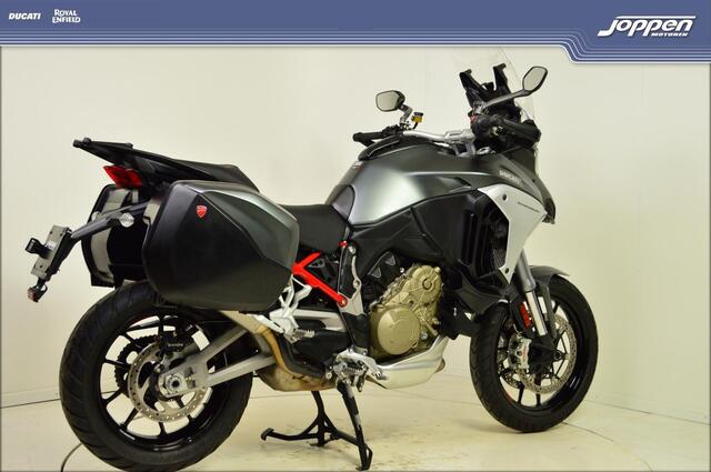 Ducati Multistrada V4 S