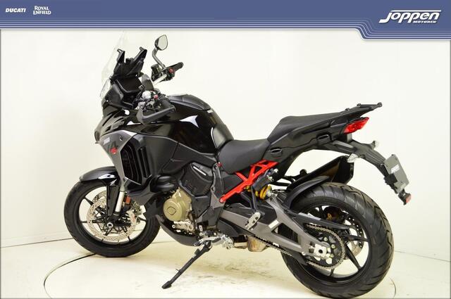 Ducati Multistrada V4 S