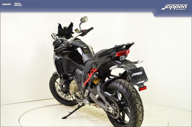 Ducati Multistrada V4 S