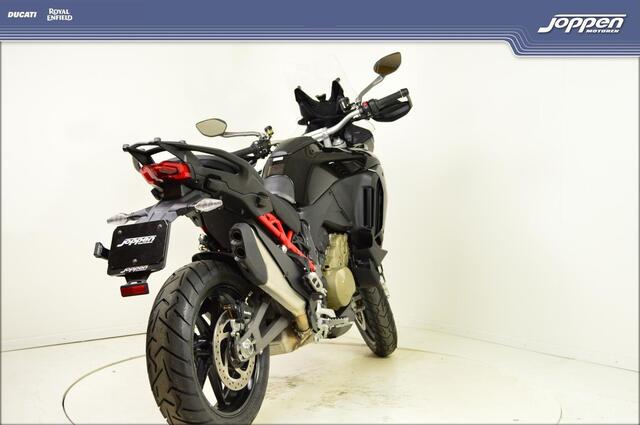 Ducati Multistrada V4 S