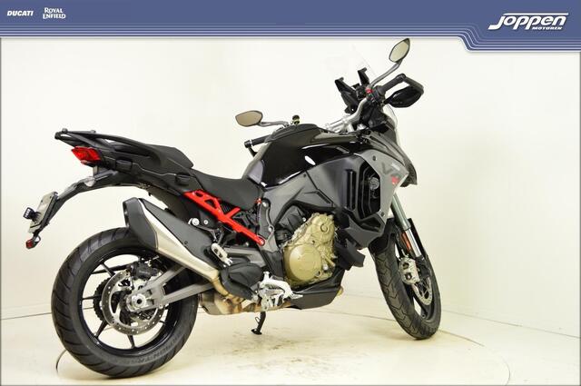Ducati Multistrada V4 S