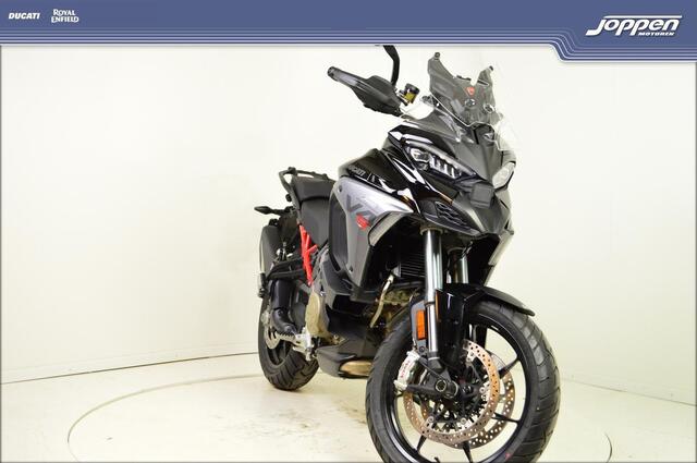 Ducati Multistrada V4 S