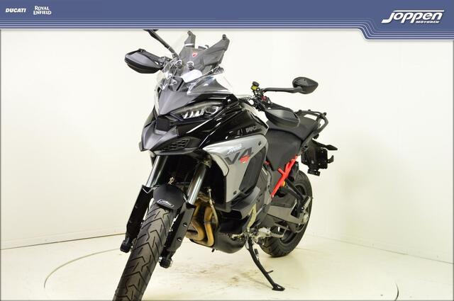 Ducati Multistrada V4 S