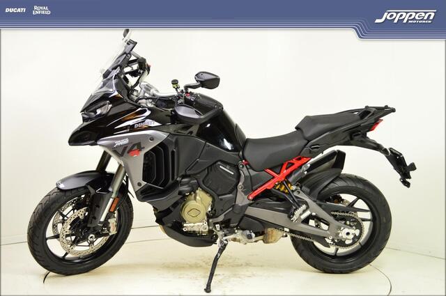 Ducati Multistrada V4 S