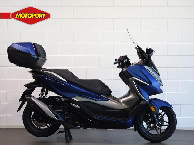 Honda Forza 350 Smartphone Voice Control Syste