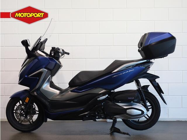 Honda Forza 350 Smartphone Voice Control Syste
