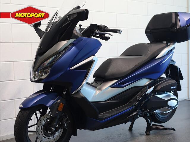 Honda Forza 350 Smartphone Voice Control Syste
