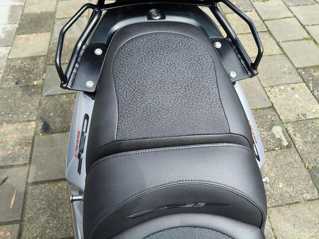Honda Tour CBF 600 SA zgan bagster zadel handv