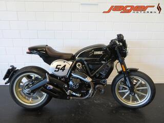 Ducati SCRAMBLER 800 CAFE RACER GAAF!
