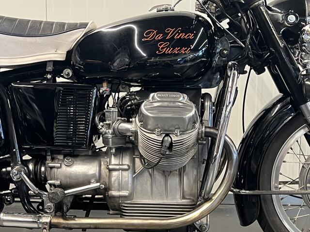 Moto Guzzi V 7 SPECIAL
