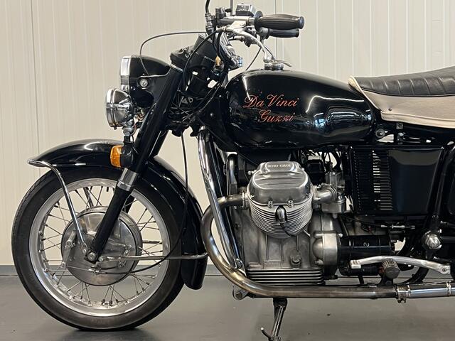 Moto Guzzi V 7 SPECIAL