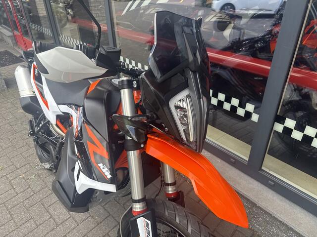KTM 890 ADVENTURE R