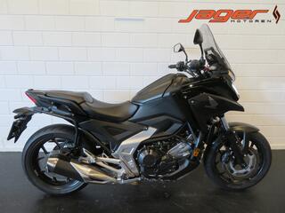 Honda NC 750 X ABS STAAT