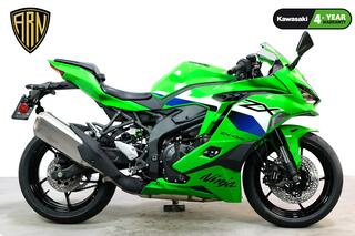 Kawasaki NINJA ZX-4RR