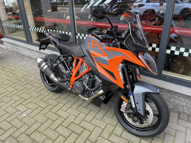 KTM 1290 SUPERDUKE GT