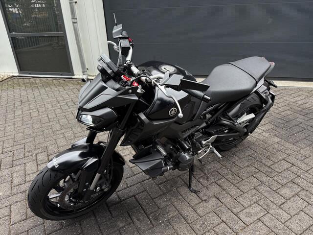 Yamaha Tour MT-09 ABS