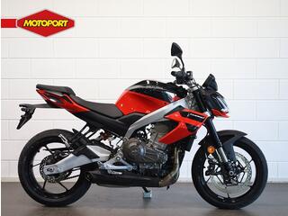 Aprilia Tuono 457