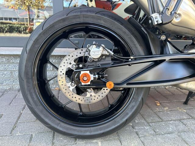 KTM 790 DUKE