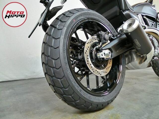 Ducati Scrambler ICON DARK