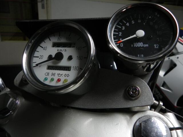 Suzuki GS 750 Caf�racer