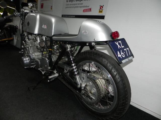 Suzuki GS 750 Caf�racer