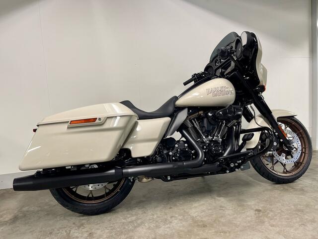 Harley Davidson Tour TOURING FLHXST STREET GLIDE ST