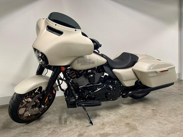 Harley Davidson Tour TOURING FLHXST STREET GLIDE ST