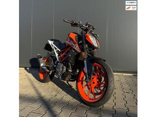 KTM Tour 390 Duke ABS