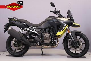 Suzuki V-STROM 800