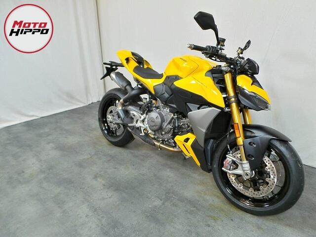 Ducati Streetfighter V2 S