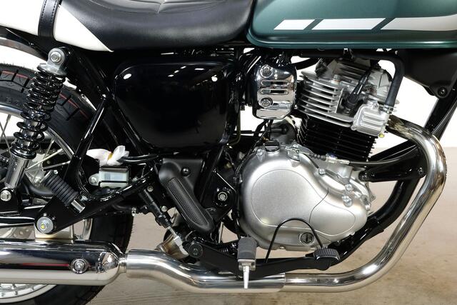 Kawasaki W 230
