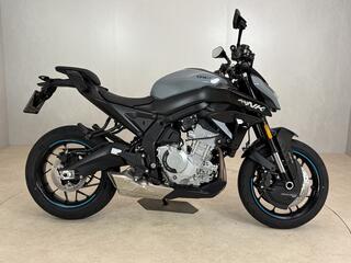 CFMOTO 675NK