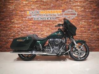 Harley Davidson FLHX Street Glide 117