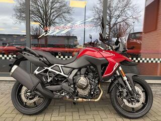 Suzuki V-STROM 800