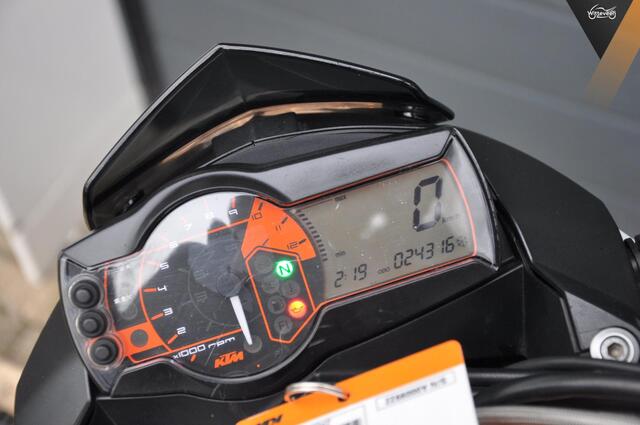 KTM 990 SuperDuke Zeer nette motor
