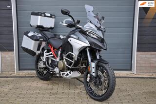 Ducati Multistrada V4 S Travel, radar, spaakvel