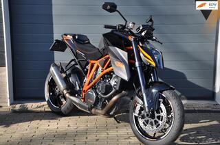 KTM 1290 SuperDuke R Akrapovic, Nederlandse