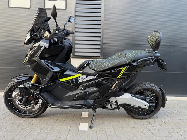 Honda Scooter NC 750 X-ADV  custom full o