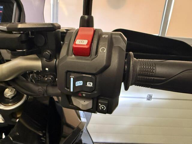 Honda Scooter NC 750 X-ADV  custom full o