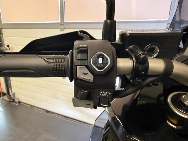 Honda Scooter NC 750 X-ADV  custom full o